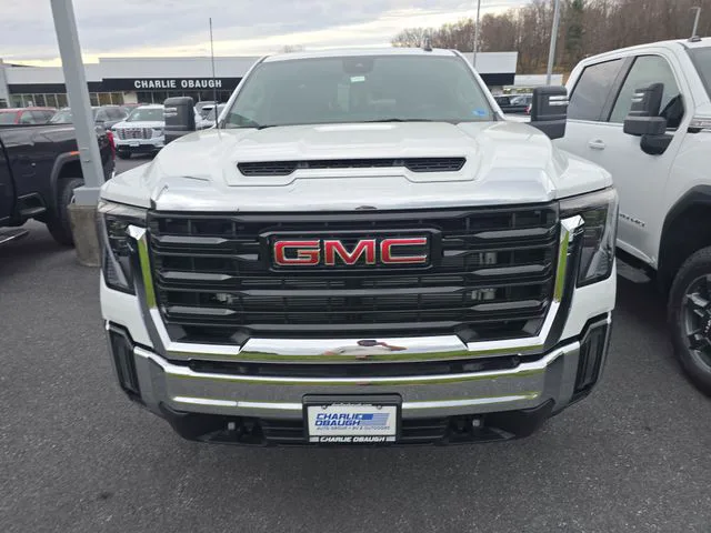 2026 GMC Sierra 3500HD Pro